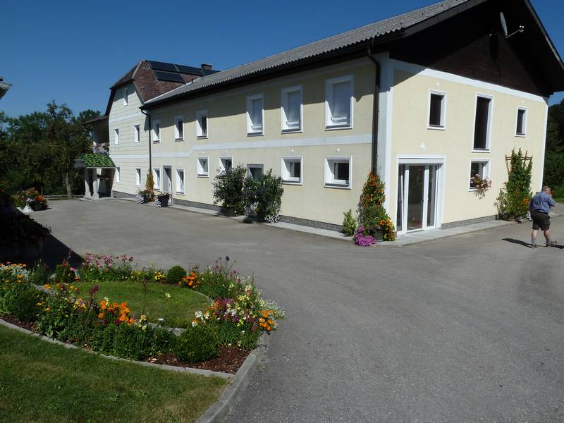 n_06 Labstelle Bluemelhuber.jpg